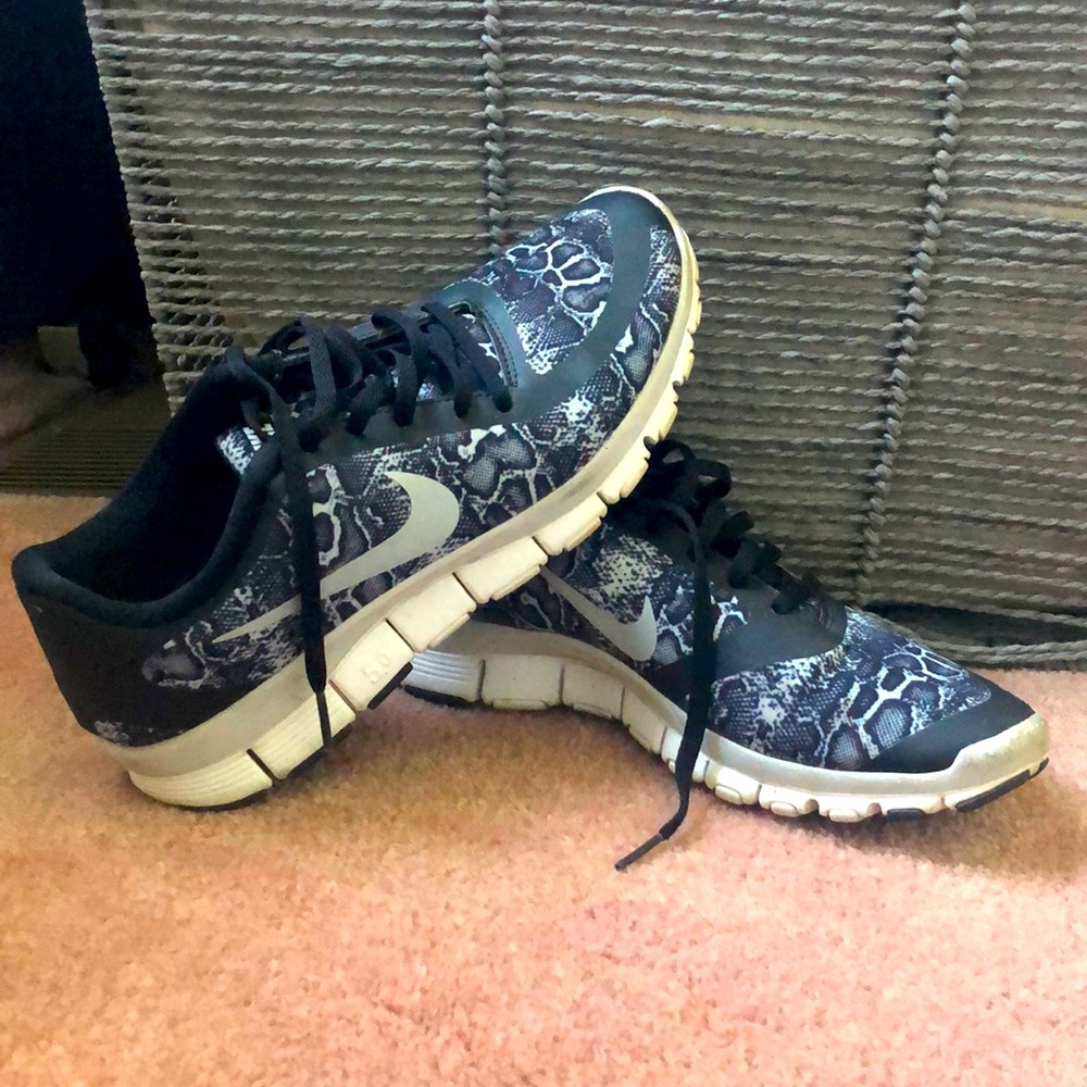 Nike Women's Free 5.0 V4 Ns Pt Running Shoe